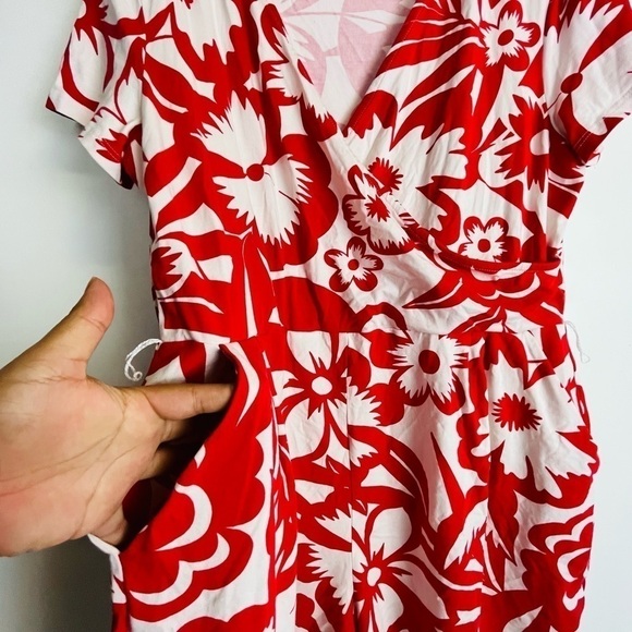 Boden Red Floral Short Romper Plus size 14 - Picture 5 of 6